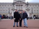 23March04 - Marg, Tone & Sean Site Seeing London 001 * 640 x 480 * (101KB)